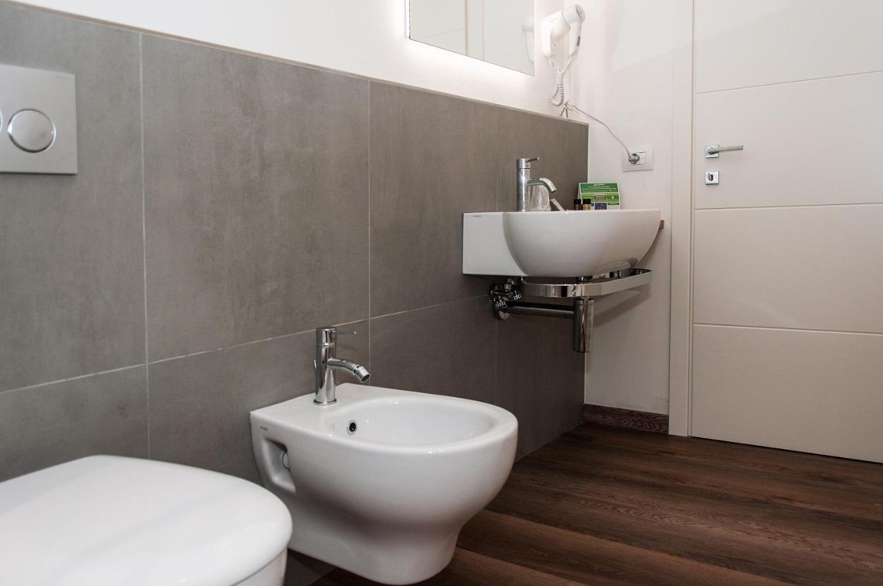 Homy Bnb Empoli Exteriör bild